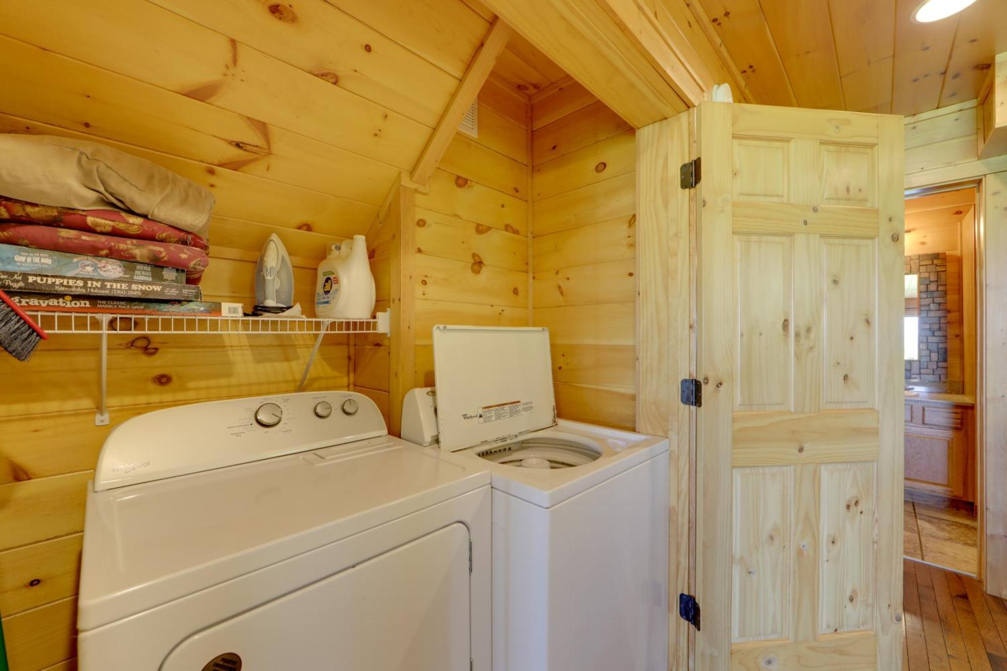 Bryson City Cabin With Hot Tub And Mountain Views! 外观 照片