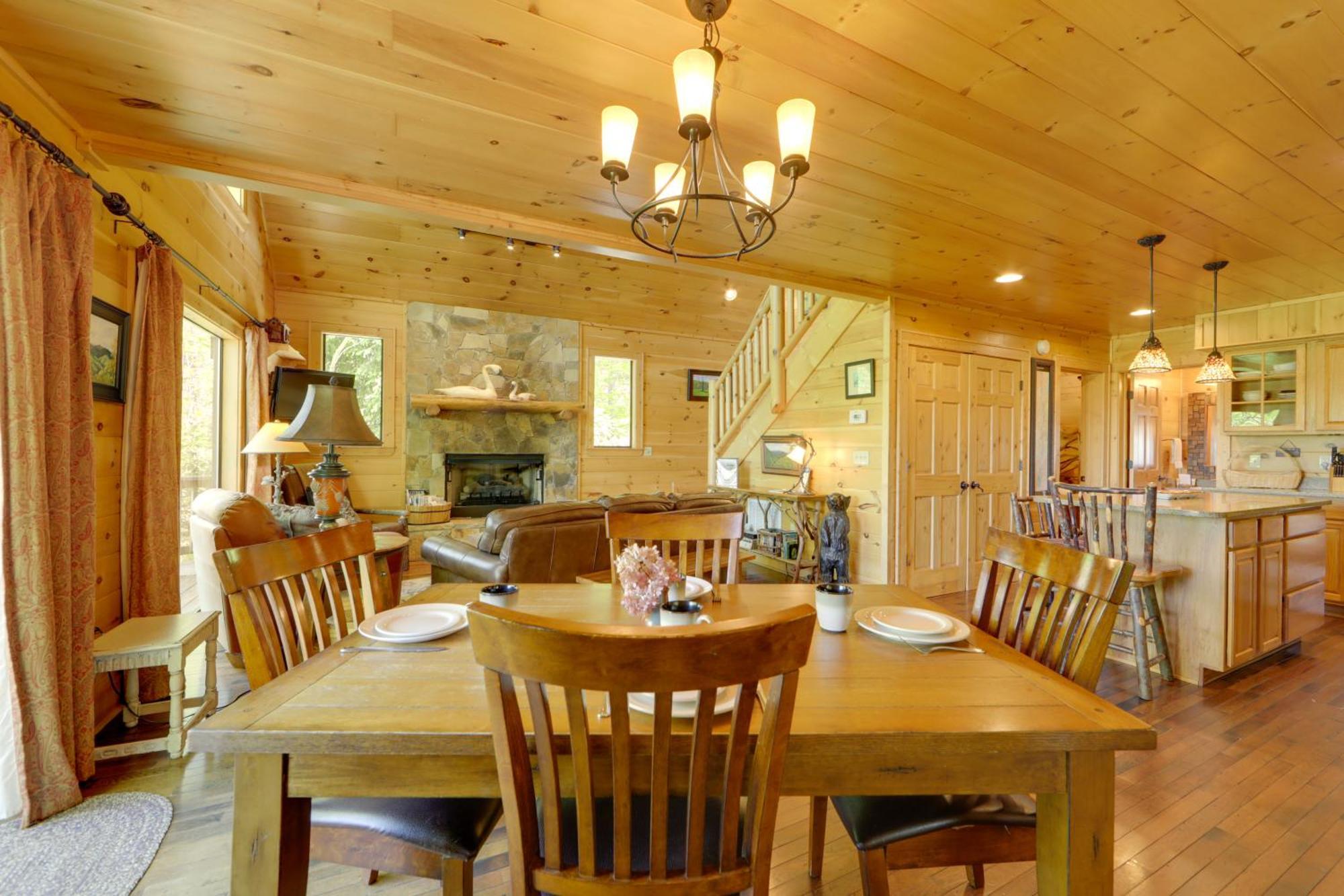 Bryson City Cabin With Hot Tub And Mountain Views! 外观 照片