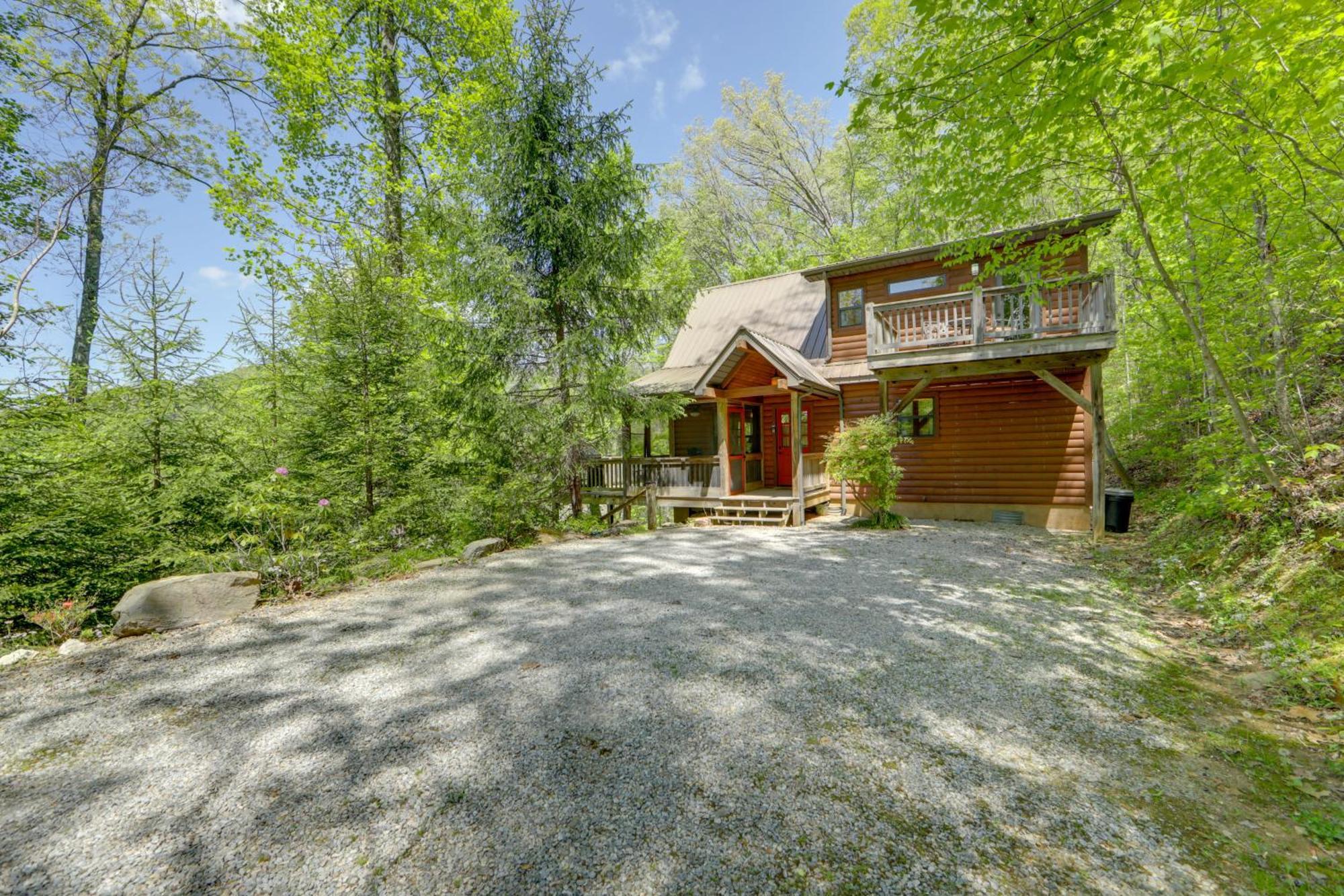 Bryson City Cabin With Hot Tub And Mountain Views! 外观 照片